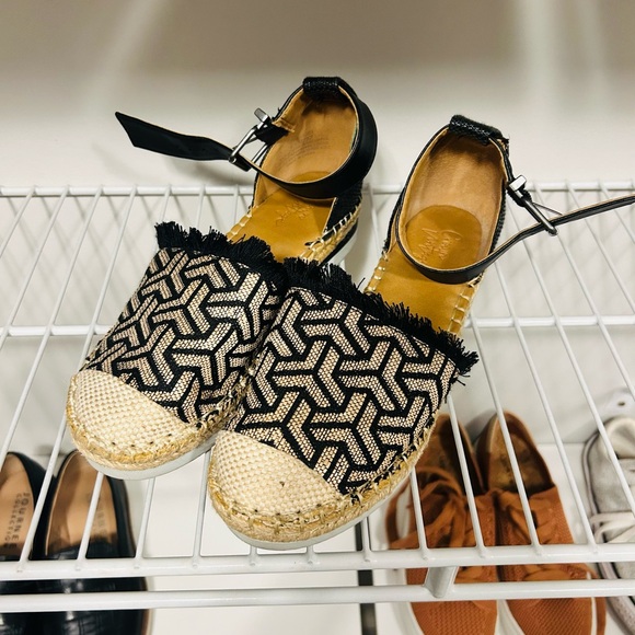 Crown Vintage Black and Tan Ankle Strap Shoes - Picture 2 of 7